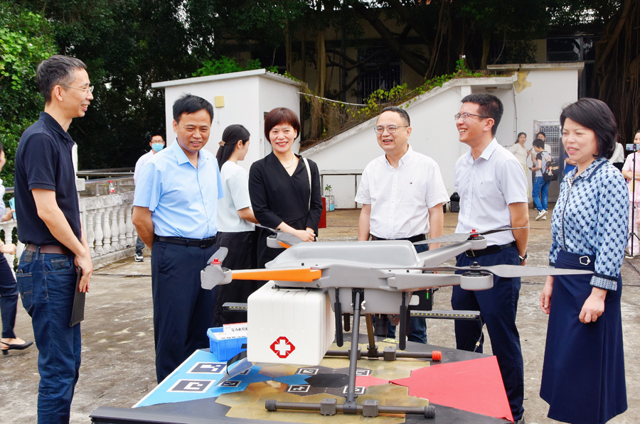 讓琴島“飛醫(yī)”更好為民服務。思明區(qū)衛(wèi)生健康局供圖